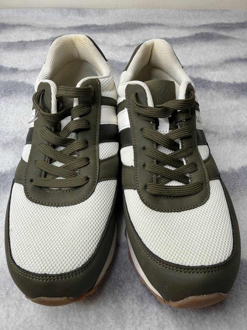 Nautica Olive Green and White Men's Sneakers